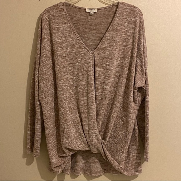 Umgee Blouse Size Small Tunic Oversized Boho Rose Gathered Front Long Sleeves - Picture 1 of 8